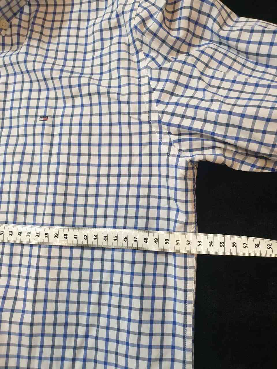 السلام عليكم جميعا...
قميص مقفل ...
من تومي هلفيگر (( Tommy Hilfiger ))
خامة خفيفة و باردة...
بالة و نظافة 💯 %
وكالة بنگلادش...
القياس ميديم ...
عرض الصدر 53 سم
طول الردن 66 سم 

السعر 26 شامل التوصيل


**إذا كنت صاحب هذا الإعلان وتريد حذفه لأي سبب، رجاءا أرسل رسالة إلى الدعم الفني**