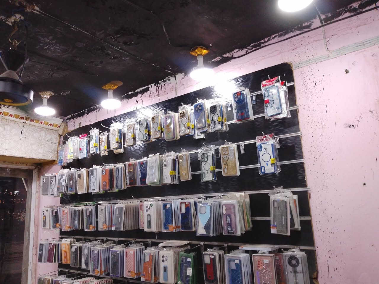 السلام عليكم عندي محل للبيع اكسسوارات موبايل مكان المحل حي الشهداه مقابيل بنزين خانه  استفسار نتصل عله رقم ‏‪***********‬‏و ***********هاذه لي واتساب وانا مكلف بنشر
