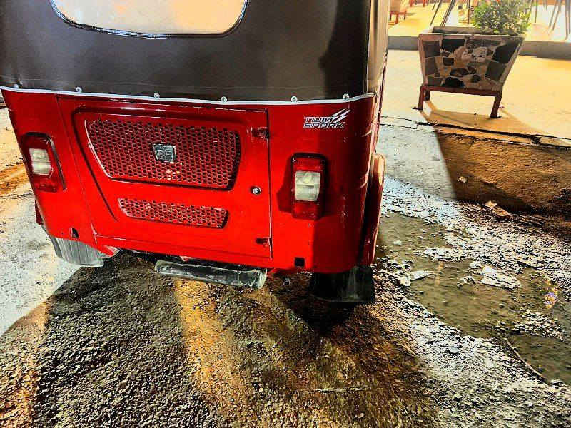 سلام عليكم ورحمه الله وبركاته تكتك 22 كفاله رقم وسنويه المكينه برغي ممفتوح بيهة الله  شاهد قطرت تعمير مابيهة مكاني بغداد حي اور ‏‪0773 302 7471‬‏
