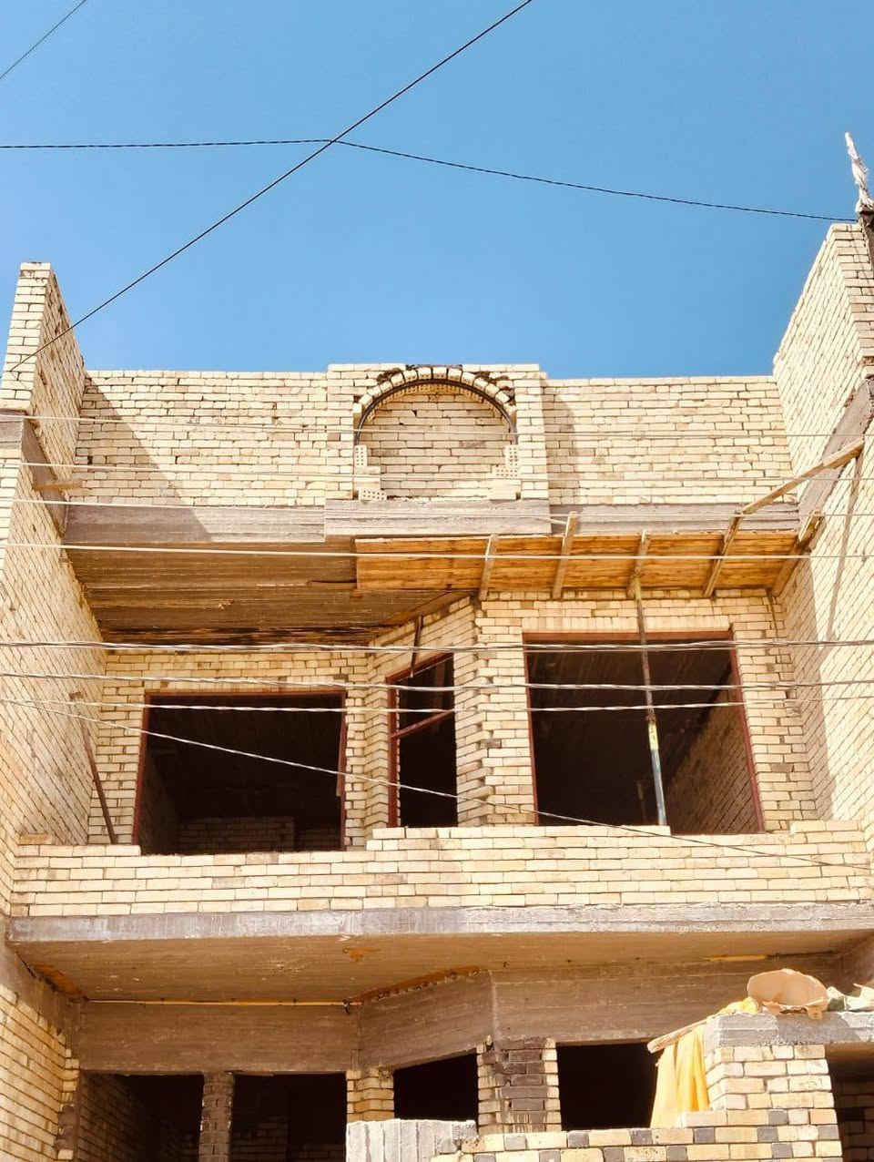 خلفة بناء درجه اولى شغل مهندسين والتزام بالعمل وإنجاز سريع متفرغ حاليا  ***********
