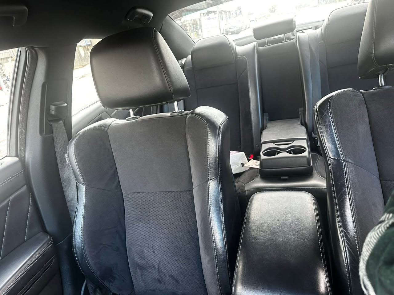 سلام عليكم  دوج جارجر gt

2019سوبر تراك باك 

كلين كندي  بدون ضربه 

لون بحري 

ماشيه 95 m

كشنات جلد وشامو كنتاره 

داخل اسود 

كشانه وستيرن كهرباء خزن ميموري 

تدفئة وتبريد الكشانه 

رادار جانبي وخلفي 

شاشه جبيره 

ويل حجم 20

سياره لا تبديل ولا بارد 

تحكمات ستيرن 

رقم اربيل باسمي 

سعرها 275

*********** كركوك, العراق
