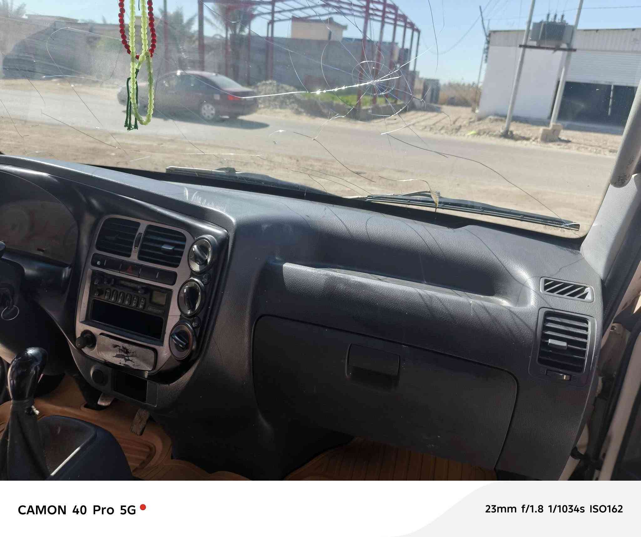 سلام عليكم
كية للبيع موديل ٢٠٠٦ 
باسمي رقم دولي مشروع وطني تحويل ثاني يوم 
سنوية صالحة ل٢٠٣٠ 
مكينة نضيفة 
للبيع او المراوس بكية ٢٠٢٠ وفوگ 
للاستفسار اتصل 
***********
