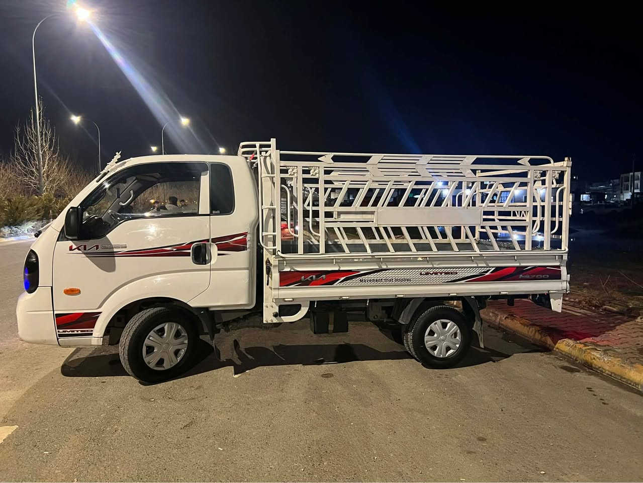 ‎کیا ٣٠٠٠بۆ فرۆشتن
مۆدێل٢٠٠٨ی مەکینە ڕەشی ئینجێکتەری ١بڕاوەی سۆپەر 
گێڕو مەکینەو ئەکسلوشانسیودەعمو لێ‎ بنجوين, السليمانية


**إذا كنت صاحب هذا الإعلان وتريد حذفه لأي سبب، رجاءا أرسل رسالة إلى الدعم الفني**