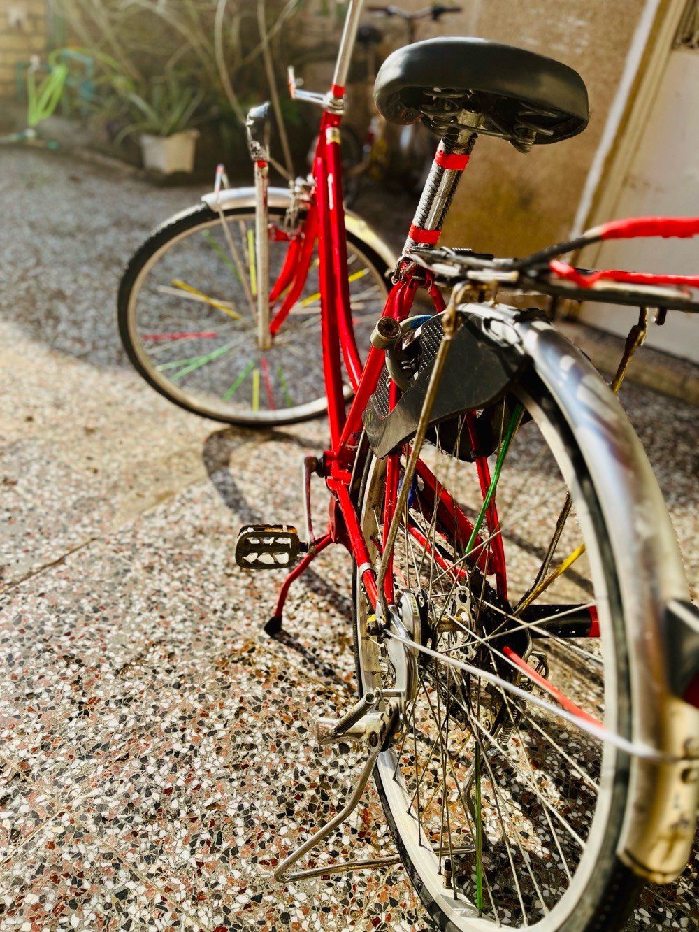 بناتي حاويه حجم26 سعر:80بي مجال مكاني بغداد شهداء عبيدي ثانيه 