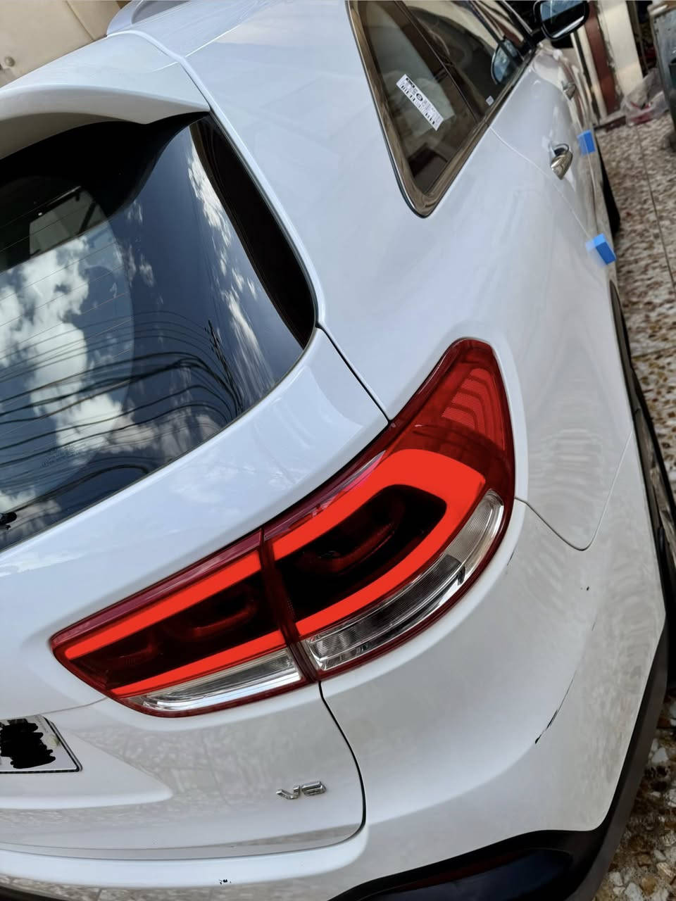 السلام عليكم سورنتو 2015 شكل 16 خليجي فول موصفات عدا الفور ويل  مكفولة من الضربة والصبغ ماشية ١٤٠ الف جديدة السيارة جداً سنوية وهزة كلة جديد موصفات بانوراما شاشة كبيرة حساسات امامية خلفية بصمة دخول ذكي كشنات جلد كشنات كهرباء ٧ راكب ٦ سلندر ٣ قطع تبريد وضعيات قيادة وباقي المعروفة السعر 200 وبيها مجال حك الجية المكان بغداد السيدية رقمي ***********
