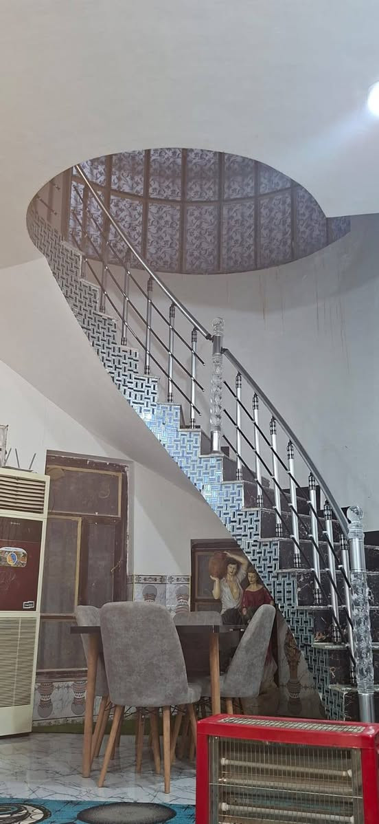 السلام عليكم
دار سكن للبيع ٢٠٠ متر
الاكاديمية حي الشرطة
طابق واحد
غرفة مع استقبال مع صحيات خارجيه وداخليه مع مطبخ
التواصل مع صاحب الدار ***********
