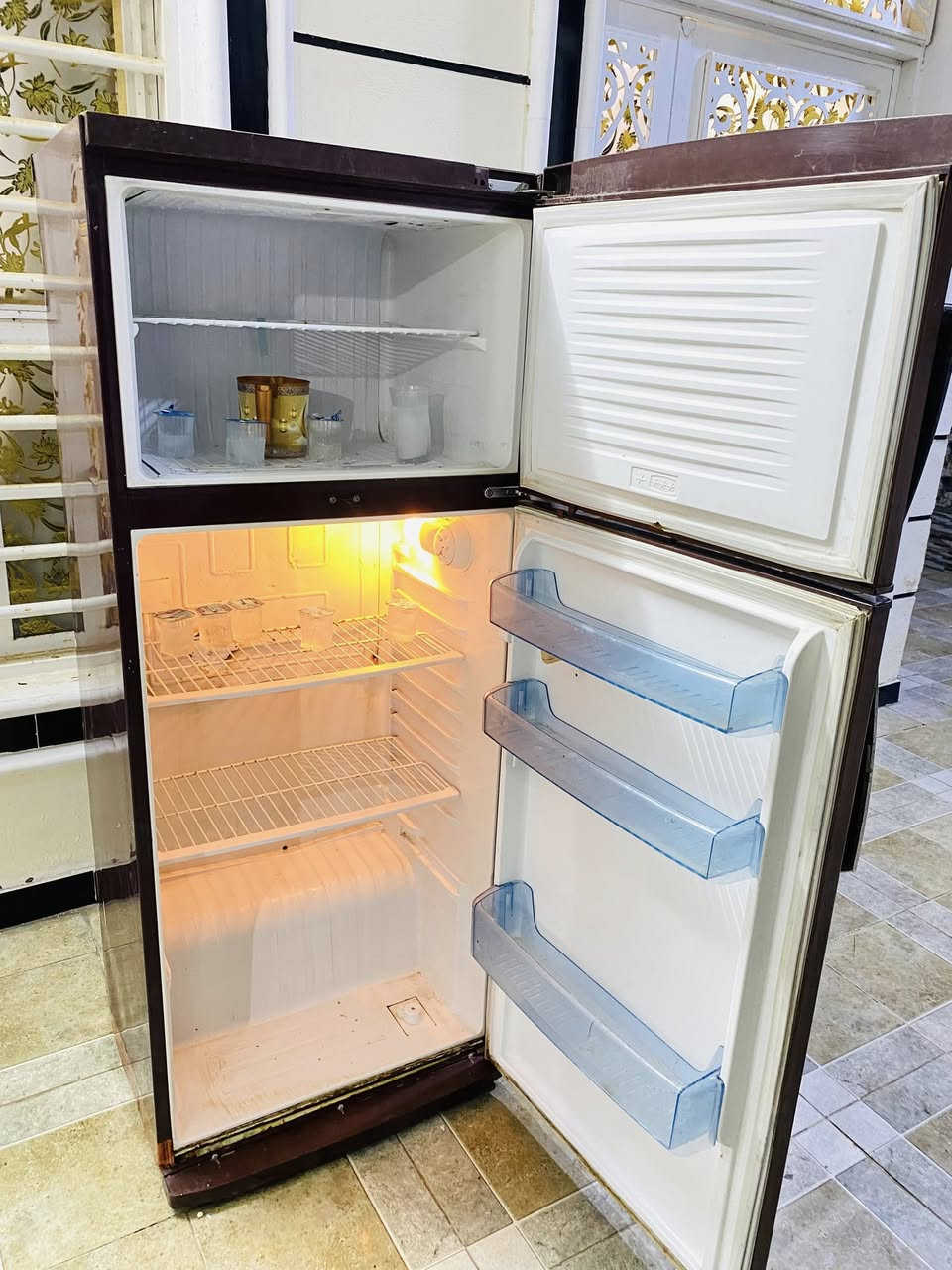 ثلاجه للبيع جبيره 24 قدم ونظيفه وشغاله عالفحص وضمان سنه ماداخله تصليح وسعره مناسب شراي يجي خاص


**إذا كنت صاحب هذا الإعلان وتريد حذفه لأي سبب، رجاءا أرسل رسالة إلى الدعم الفني**