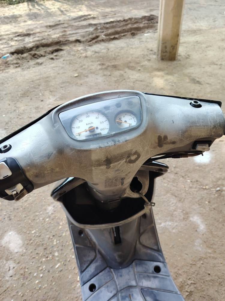 للبيع كوم حديد حاليا مفصخة ب٣٠٠ ماعرف شبيه ماتشتغل بوشة وبستم جدد( فقط الشراي يراسل ***********)
