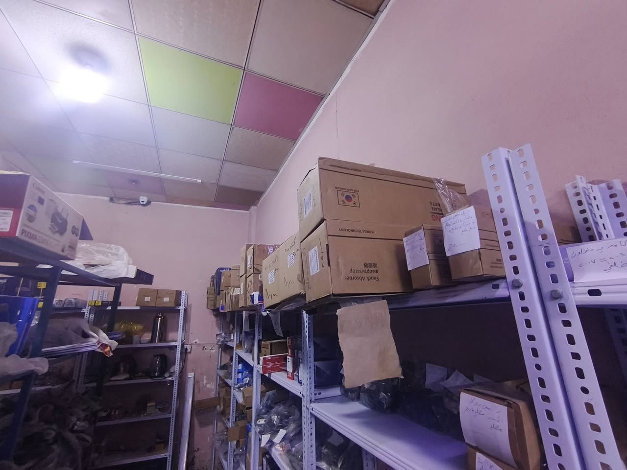 عروض قوي وضمانك وياك دبل سيارتك امامي وخلفي لكافة أنواع السيارات الكوريه وجارجر والاوباما وشرط الضمان 💪 
ضمانك يمي لمده شهرين جميع حدادية السيارات الكوريه متوفره وشرط الضمان كذالك صيانة بأفضل كادر ممارس 
موبز الكوري الاصلي 
شركة كارفر يو 
مركز عادل عزم 
العنوان حي النفط مقابل البنزين خانه المهدي مجاور ابراهيم ابو الحسكه للتبريد 
مصطفى عادل ***********
ابراهيم ‏‪0782 896 2053‬‏
