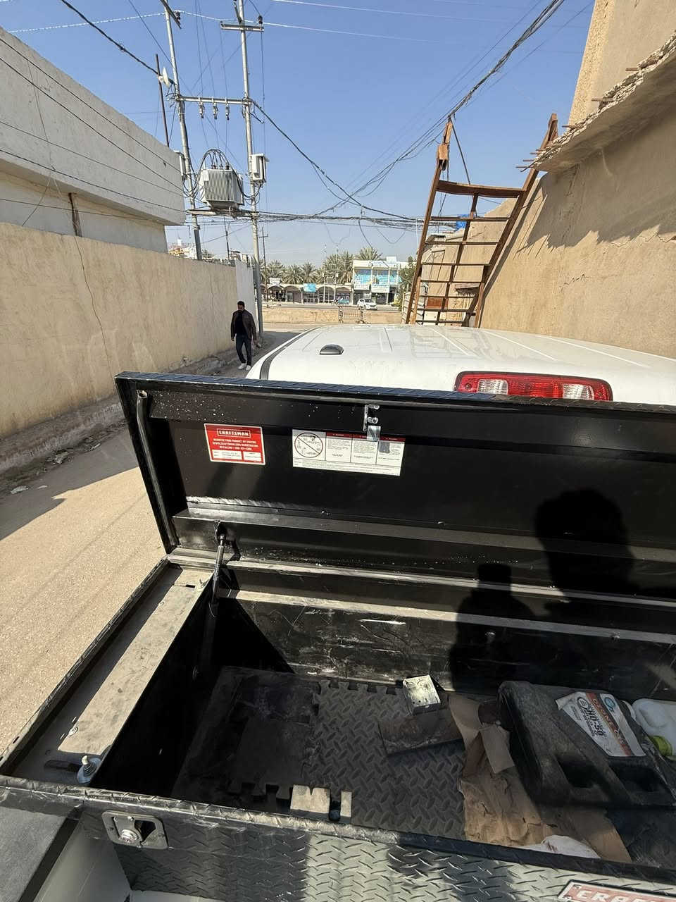 وكاله اصلي من امريكا اجه وياهه للبيع سعره 300دورلا ***********
