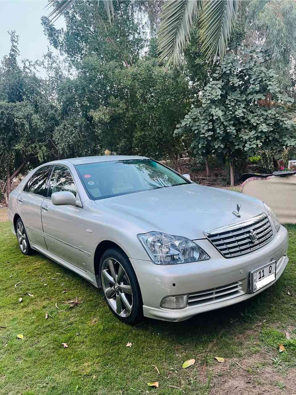 السلام عليكم شاهينه 2004 بغداد مداور ثاني يوم 
قرار 48 السياره قماره فقط والباقي كفاله شاصي 82 تلث دكم كرستال تبريد ثلج تدفئه 

ومواصفات التلث دكم معروفه

عليهه زنون

لايت خمس قطع دوار

كراسي كهرباء

ستيرن كهرباء

حدايه تخم تايرات جدد 

مري شفط السعر 130 وبيهه مجال قليل المكان نجف رقمي ***********
