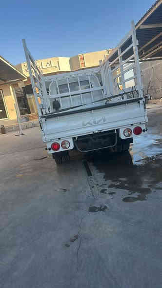 السلام عليكم محجل كيا للبيع كامل صبغ جديد مابي خياس الاتصال ***********
