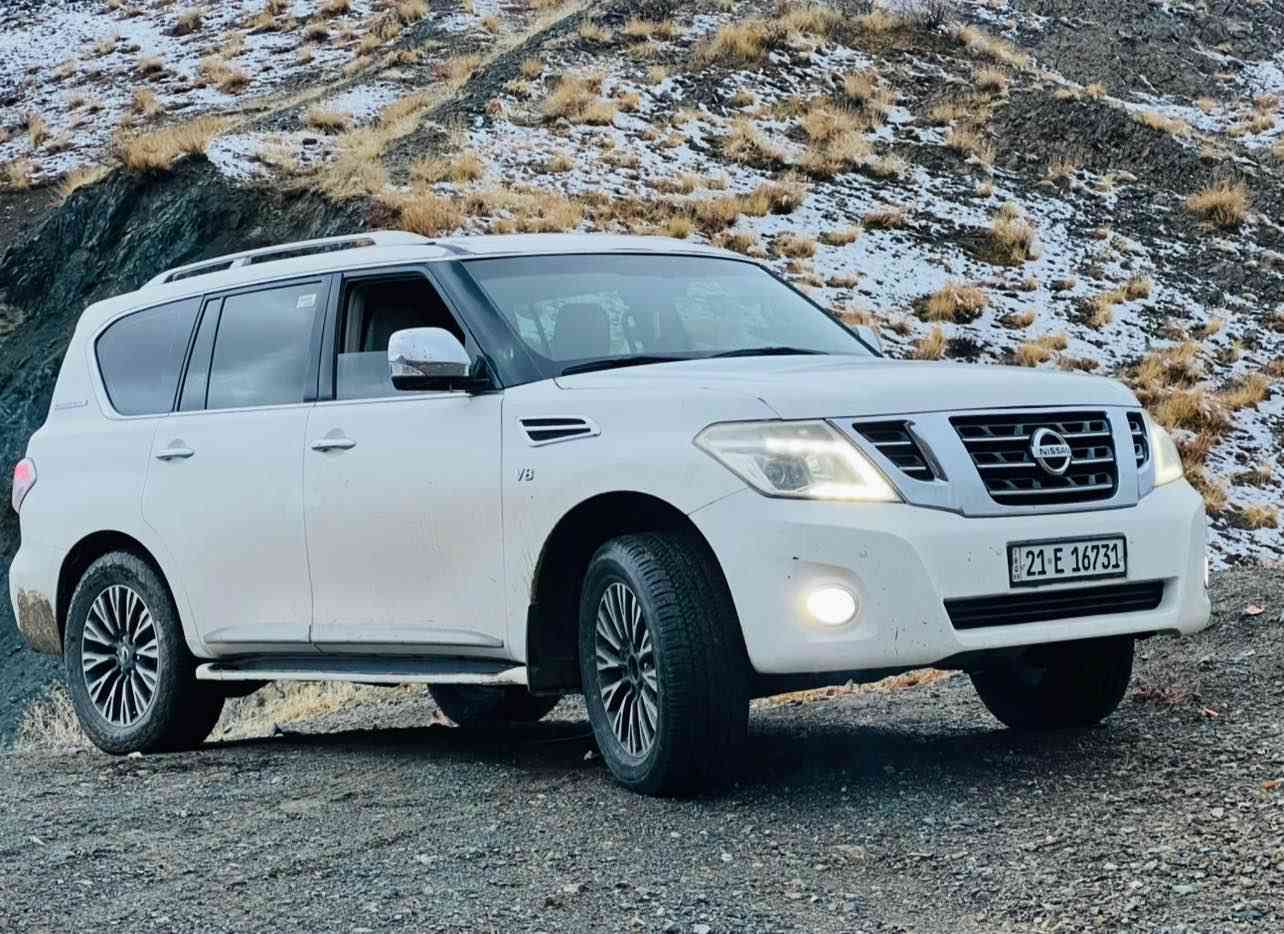 نیسان پاترۆڵ ٢٠١٢ مەکینە مەرغوب SE
فوول مواسەفات
یەک پارچە بۆیاخ
مەکینەی ٨ بستۆنی 5.6L 
بەسمە و کوشن جڵد و سەقفی سڵاید و شاشە گەورە و حاسەی پێشوو دوا و سەلاجە 
سەیارەکە زۆر پاک و جوان ماوەتەوە و گێڕ و مەکینە بەشەرت 
تەنها بۆیاخ هەڵدانی هەیە 
نرخ : ٢٠٠ وەرەقە و مەجالێکی برایانە بنجوين, السليمانية


**إذا كنت صاحب هذا الإعلان وتريد حذفه لأي سبب، رجاءا أرسل رسالة إلى الدعم الفني**