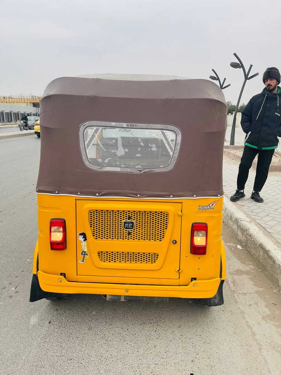 تكتك للبيع موديل 22 محرك كفااله من كلشي وكشر نضيف لا تكحيل ولا تعمير ماعدا طخه خفيفه مماثره السعر ب9 لتواصل ‏‪***********‬‏
