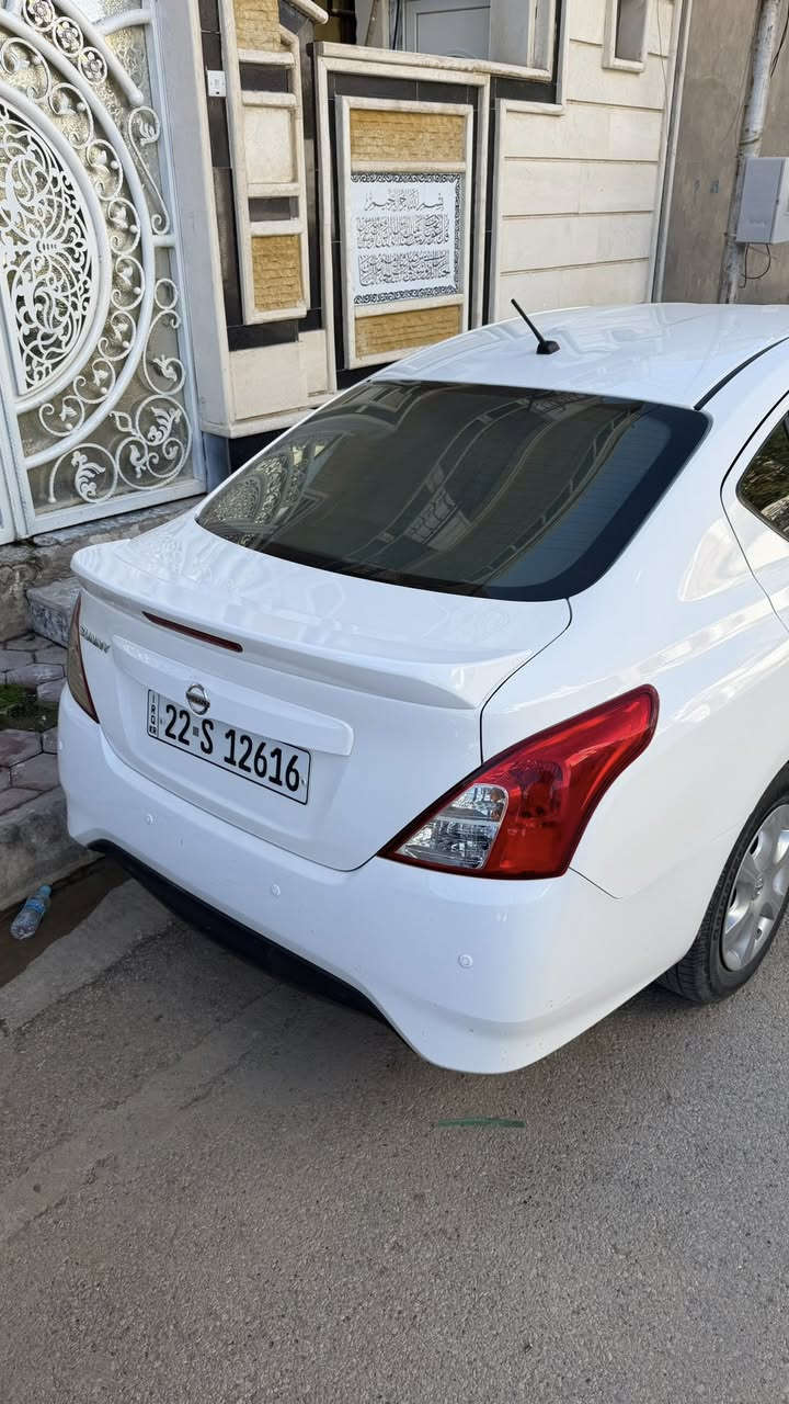 السلام عليكم 

موديل 25 
ماشيه 26 الف 
جامات كهرباء . تبريد خلفي .  شاشه كامره حساسات خلفيه . لايت زينون السياره تاخذها ماتصرف عليها اي شي 

قطعتين صبغ بنيد وجاملغ خلفي جهة السايق
ايرابك دشبول طاك ومبدل اصلي سستم 

عنوانها واسط / كوت 
***********

السعر 112 ورقه وبيها مجال قليل
