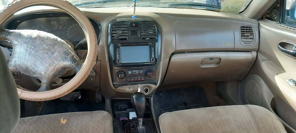 لبيع كيه اوبتيما موديل 2001 السعر ٣٥ وبيه مجال  *********** واتساب
