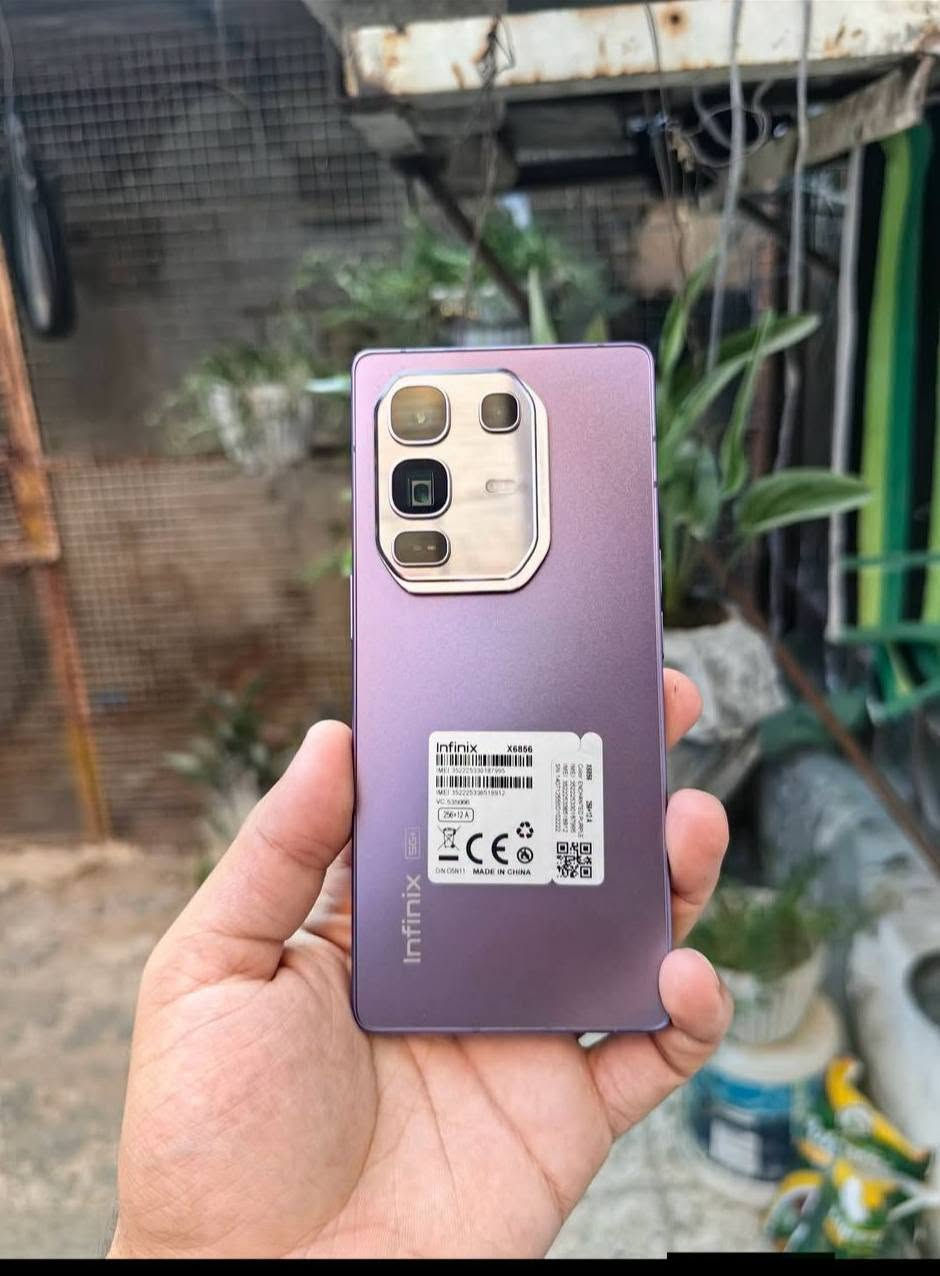 Infinix Note 50 Pro Plus
للبيع 
اذكره 256 رام 12 

معالج Mediatek Dimensity 8350
ببجي 120 فريم 🔥🔥 حقيقي

كاميرا  بزوم 100 اكس
فيديو  4k / 60fps
 شاشة نوع اموليد 144 هيرتز

مكفول من كلشي الجهاز 
بنظافه 95 %

ملحقات كامله من عده الكارتون 

عنواني بغداد مدينة الصدر 
سعره 400قفل الما يعرف مواصفاته لا يعلق


**إذا كنت صاحب هذا الإعلان وتريد حذفه لأي سبب، رجاءا أرسل رسالة إلى الدعم الفني**