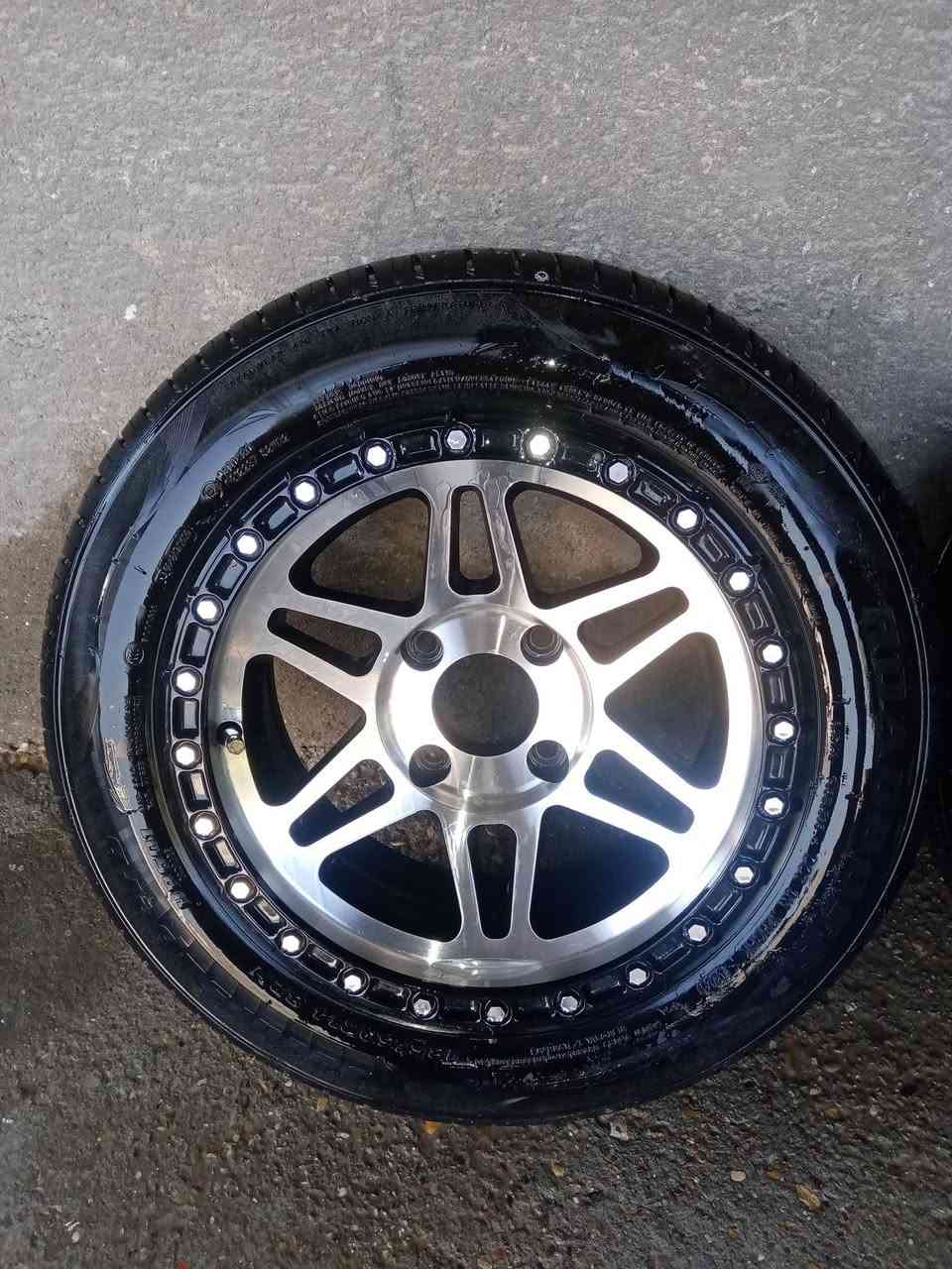 تايرات للبيع الاستفسار الاتصال على الرقم ***********
