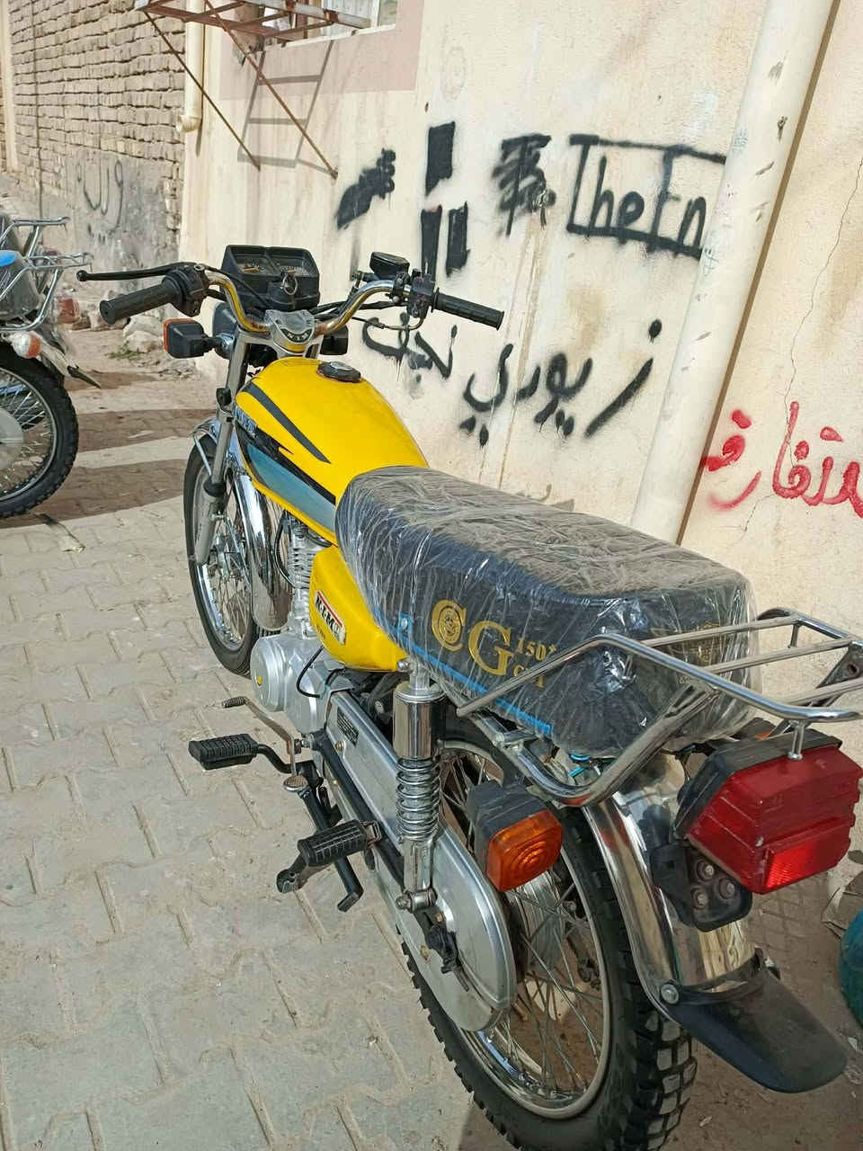 للبيع نامه متياز مقدم دسك مديل 2023 طالعه بل 25 أوراق اصولي وكيله العارضي بسمي فول نضافه جديده و جاهزه مجهزه كهربائيات كلها شغاله مكان نجف سعر 950 و بيها مجال رقمي ***********
