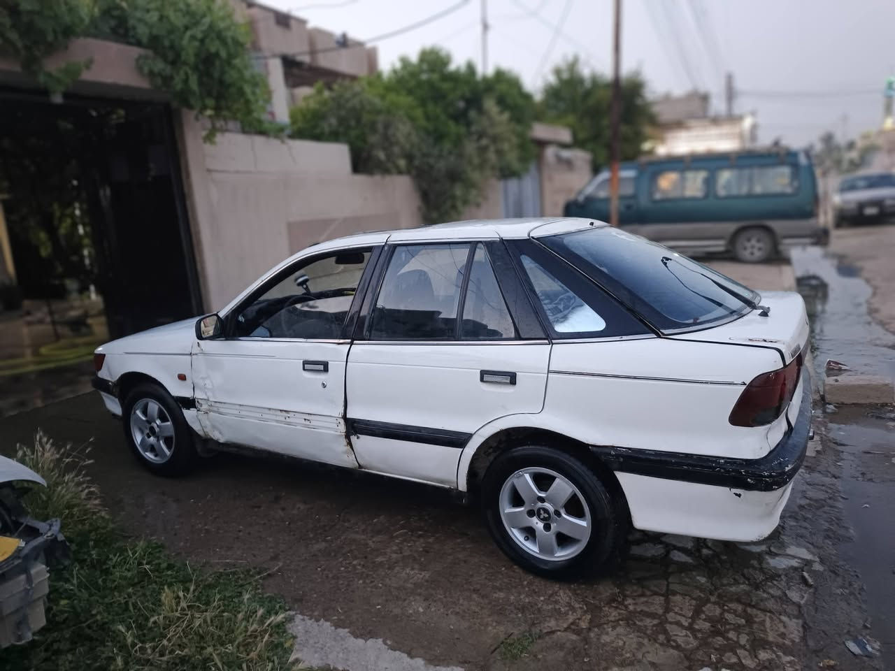 السلام عليكم للبيع مستعجل سياره ياباني مستبوشي لانسر مديل 92 كير توماتيك رقم مسطره موصل اني الشرعي تحويل وكاله شرط غرامات مصفره وايرمنيه كامله ستيرن بور باتري جديد دواخل جديده السعر 30ورقه نهايتها رقم الهاتف *********** بي واتساب  الموشراي لايتعبني
