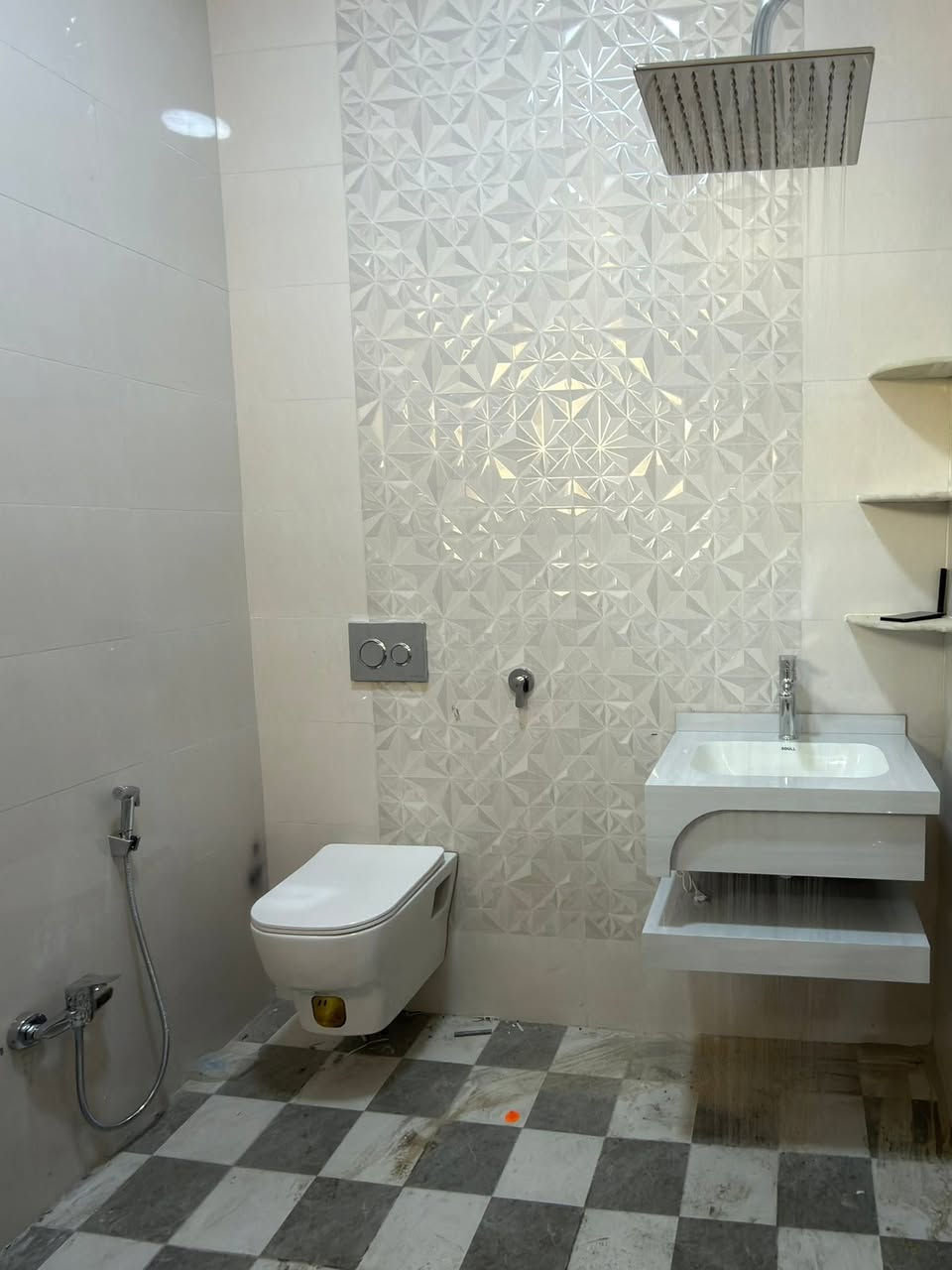 : عندك بيت جديد قيد الإنشاء بالفلوجة وتدور على شغل تأسيسات يريح بالك للعمر؟ 🏠✨
أخوتنا وأهلنا في الفلوجة الكرام..
نعلن لكم عن استعدادنا التام لاستلام كافة مقاولات وتأسيسات الماء والمجاري (الصحيات المتكاملة) للدور السكنية والمباني، بذهنية هندسية حديثة وعمل متقن يضمن لك بيتاً خالياً من الرطوبة والنضوح.
لماذا تختارنا لإمساك مقاولتك؟
✅ شغل مؤسساتي بعقود رسمية: نكتب معك عقد مقاولة واضح يضمن حقك بالوقت والمواصفات.
✅ أنظمة حديثة: نتقن التأسيسات المعلقة والحديثة وأنابيب الـ PPR الحرارية بأعلى دقة.
✅ فحص الضغط: لا يتم دفن أو صب أي أنبوب إلا بعد إجراء فحص الضغط الكامل بالماء والهواء أمام عينك.
✅ توثيق كامل: نسلمك تصوير وفيديوات ومخطط دقيق لأماكن الأنابيب بالجدران والأرضيات بعد الإنجاز (لتجنب ضربها مستقبلاً أثناء الديكور).
✅ كادر متكامل وسريع: نلتزم بالموقت والتسليم في الموعد المتفق عليه بدون تأخير.
مستعدون للعمل في كافة أحياء الفلوجة والمناطق المجاورة ().
📞 للاستفسار والتواصل أو لإرسال الخرائط وتسعيرها:
وتساب أو اتصال: [ *********** ]
