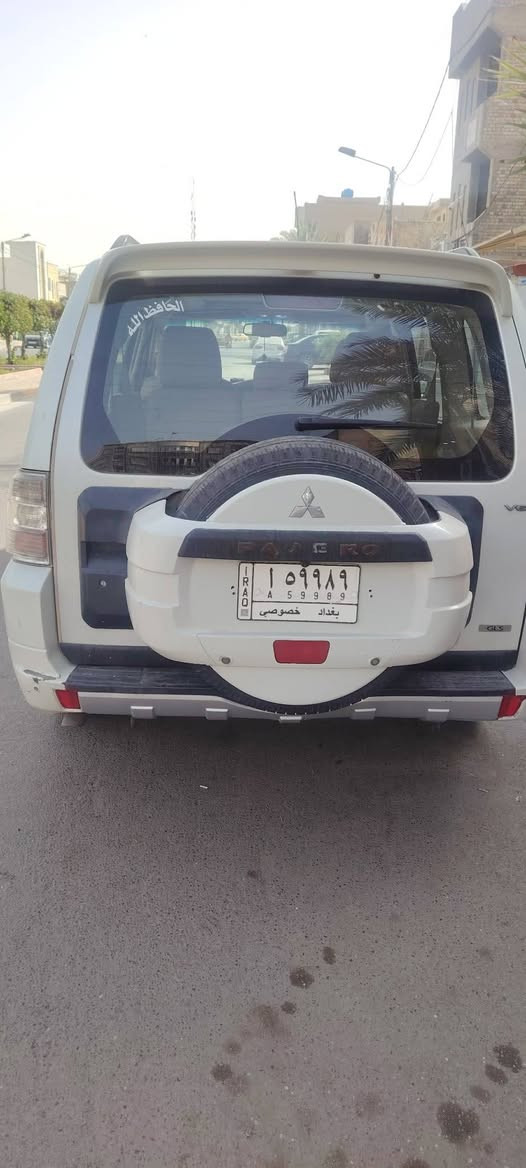 مكلفة بالنشر..باجيرو ٢٠٠٩ خليجي حبتور بيها صبغ قطعتين جماليه السعر ١٣٨ ورقه وبي مجال حجم المكينة ٦ إسكندر الرقم بغداد 
مكان السيارة بغداد الزعفرانية الاتصال عل الرقم ***********
