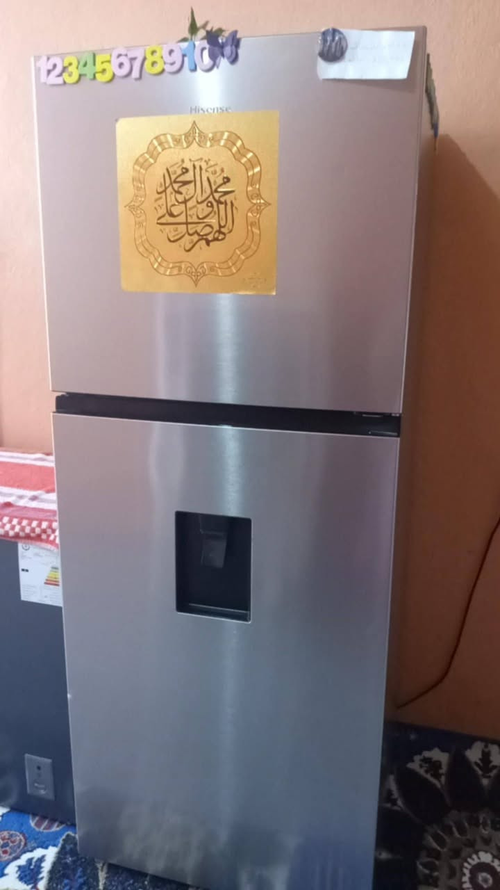 ثلاجه جديده استخدام شيء قليل بعد هي جديده وشغاله سعرها 350 وبيها مجال
مجمده جديده عن استخدام قليل وهم شغاله وما بيها اي عطل كم سعرها ب 350 وبيها مجال. المكان بالصويره حي العسكري نزلت خير العبد الله اي استفسار على الرقم.... ‏‪***********‬‏
