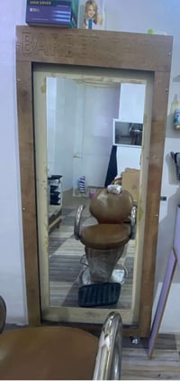 مرايه ليد شغال للبيع 07758703399