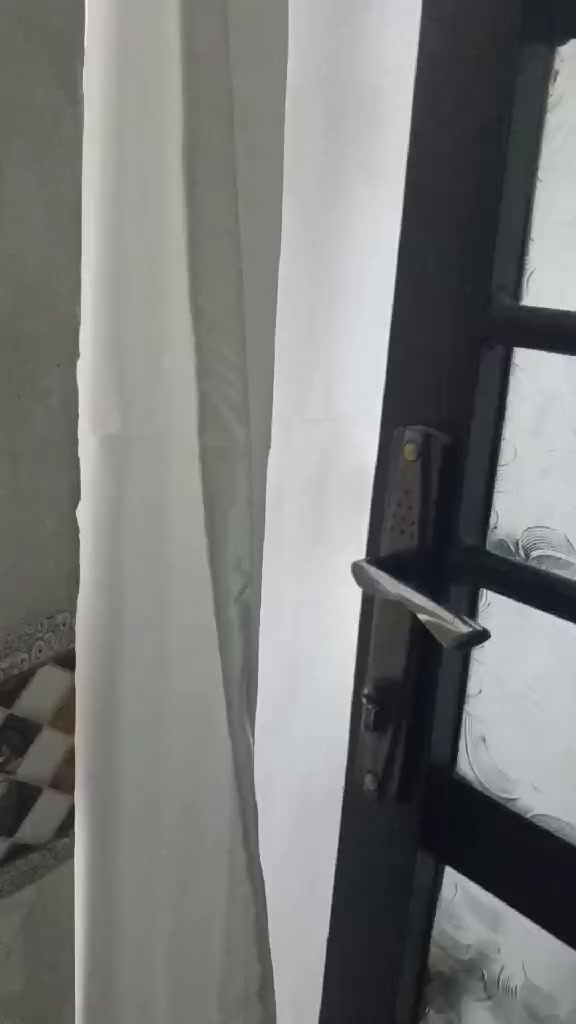 دار للبيع 50 متر مسلح سند 25 واجها 5 متر نزال 10 متر
بناء طابوق جمهوري… شارع تبليط وكل الخدمات موجوده…
يحتوي علئ صاله وغرفتين نوم طابق ثاني سندويج  ومطبخ وخدمات صحيه   ودرج وبيتونه بيت حلو بل عافيه عل ياخذه بيت جميل والله وسعره مناسب
السعر 50 وبي مجال قليل… ملاحظه.. اخوتي الغرفتين الفوك سندويج وجاهزه للسكن وخير من الله
العنوان السريدات القديمه المدخل القريب علئ سيطره الشعب مربع الاول قرب افران الصمون
للتواصل مكتب الفرات للعقار باداره عدنان الباشا
للتواصل *********** التوفيق للجميع
