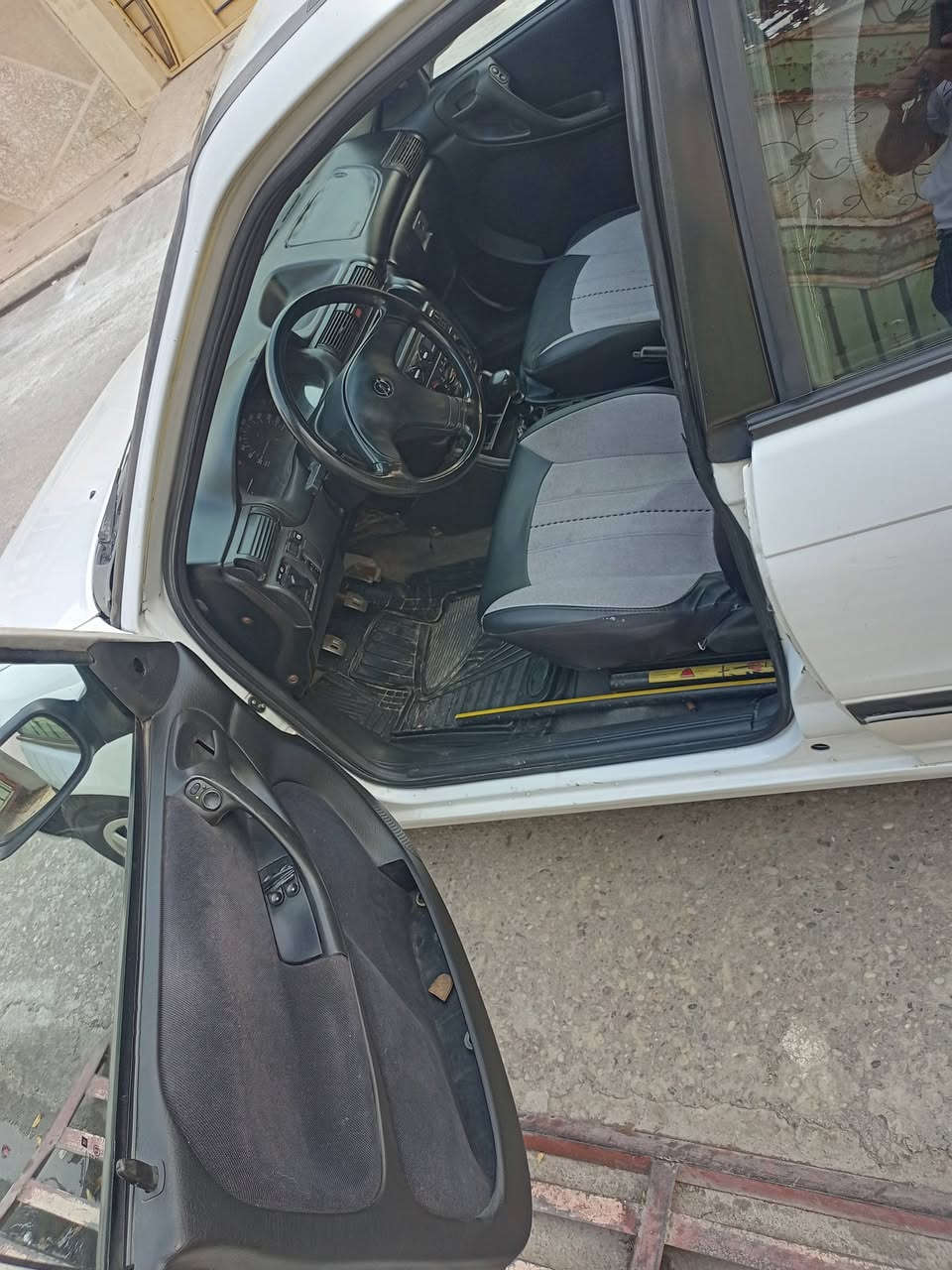 السلام عليكم استرا حجم 16 محرك وكير شرط ضباغ عام انطيك.بيها معجون مثل ما واضح بل صورة السيارة حلوة كربون بيها تحويل من الشرعي وترهم مرواس السعر 48 وبيها مجال المو شري لا يعلق ويكسر بلسيارة *********** /*********** سنويه 2029 رقم الماني نينوى
