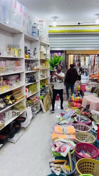 شارع تمايمه • مقابل عباس كريم • توصيل مجاني