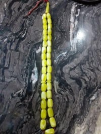 سبحة عتيقة • ٣٣حبة • لون أصفر