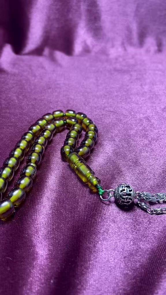 مسباح سندلس شبيه بيت عنوز
33حبة
شاهد ثقب واحد
الخرز محوف
للحجز تواصل خاص او واتساب ***********
#سبحة #سبحتي #بيت_عنوز #عراق
