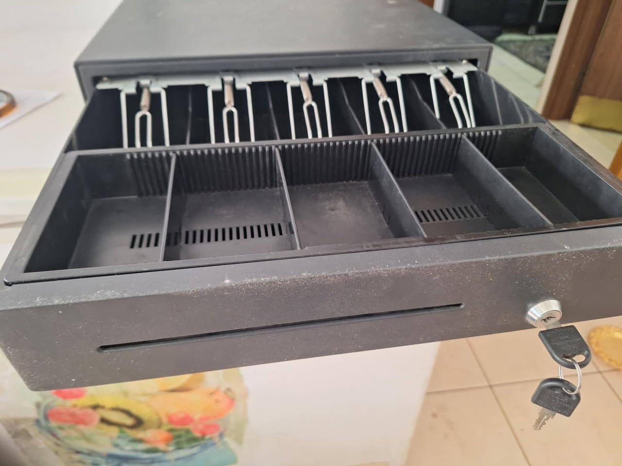 اغراض بسمايه كولهن شغالات ونظاف


**إذا كنت صاحب هذا الإعلان وتريد حذفه لأي سبب، رجاءا أرسل رسالة إلى الدعم الفني**