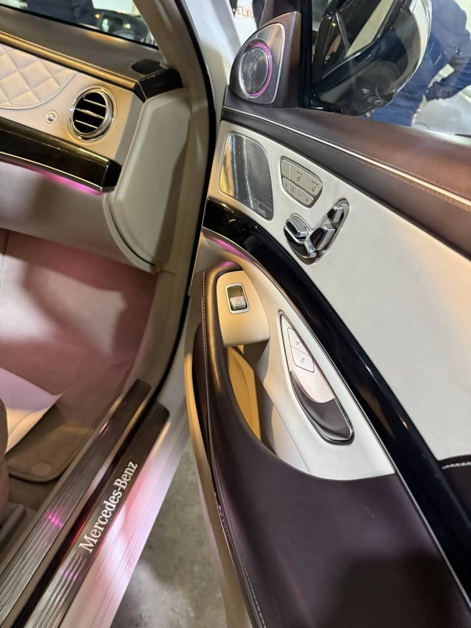 مارسدس مايباخ اصلي وارد خليجي 2016 كفاله عامه ***********
