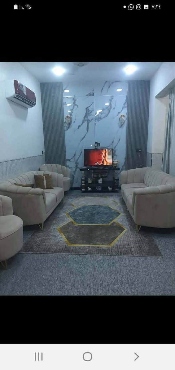 بيت للبيع في كربلاء قرب فندق البارون مساحه 135متر سند 25 بناء حديث  اي استفسار من صاحب البيت مباشر هذا ارقامه /((***********))(( ***********))
