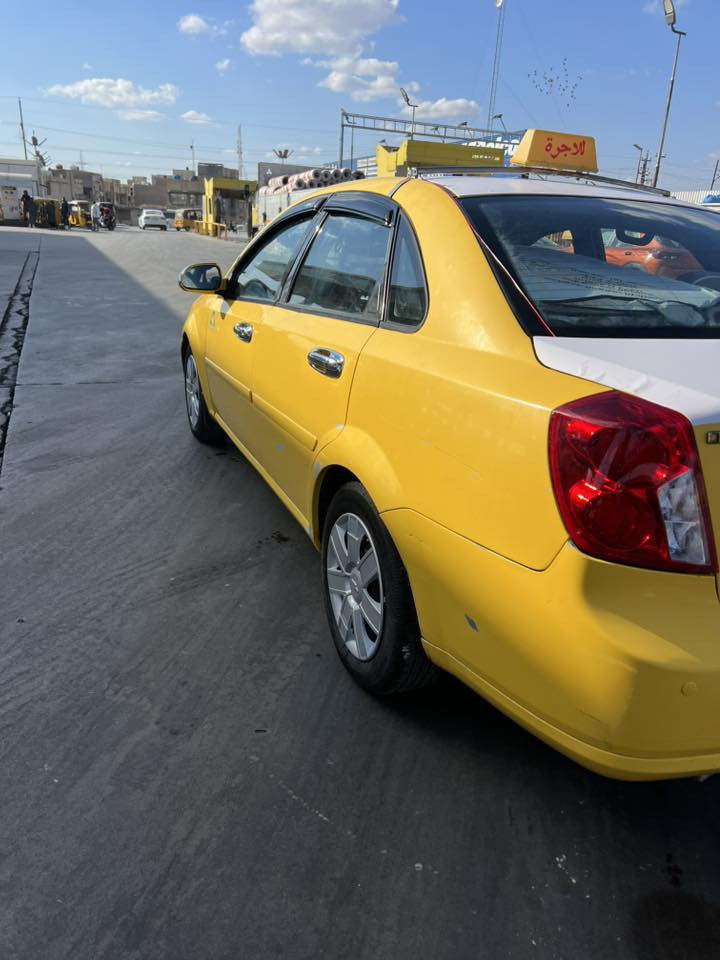 السلام عليكم

اوبترا 2011 للبيع 

كير محرك جديد

تخم تايرات جديد 

صدر امامي خلفي جديد 

مصفرة هيئة ومرور 

رقم انكليزي بغداد لغاية2029

تبريد شغال 

السيارة ما ناقها شي  

السعر 62 بيهال مجال بسيط

السيارة شرط التحويل 

***********
