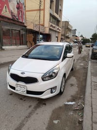 كيا كارينز • ٧ راكب • جديدة