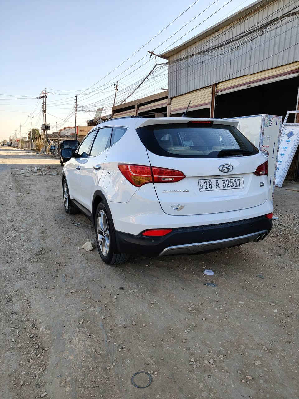 السلام عليكم
سنتافي 6 سلندر  2013 فوول فوول فوول مواصفات كفاله من الضربه والصبغ عدا شخط واحد بالجاملغ الأيمن الخلفي بدون صبغ السعر 173

السياره مفتوح بيها كازكيت  

مشتغله شغل شركه 

سنويه لغاية 2030 السياره بأسمي

مكان السياره بابل / القاسم 

***********
