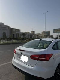 للبيع فورد فوكس وارد امريكا قطعتين صبغ  فول مواصفات داخل 7الوان  بيع ا...