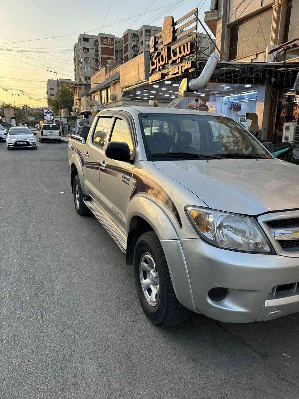 السلام عليكم 
بيكم فلاونزه فور ويل كير عادي موديل 2006 
السياره رقم اربيل باسمي شخصيا تحويل مباشر 
السعر 135 وبيها مجال حك الجيه 
مكان السياره بغداد الصالحيه 
للاستفسار ***********
