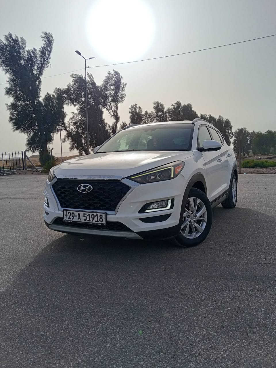 سلام عليكم توسان وارد امريكي موديل 2019 فول عده البصمه حادثه بنيد فقط سياره كفاله  عامه مكينه أو كير شركه حداديه كله جديده رقم واسط انكليزي تحويل بسمك مباشر سياره جاهزه عل وضع شركه تخم تاير جديد ماشيه 100 سياره حلوه لا بارد ولا شخوط مال جناي مكان بابل _شوملي رقم الهاتف *********** سعره 165 او بيه مجال
