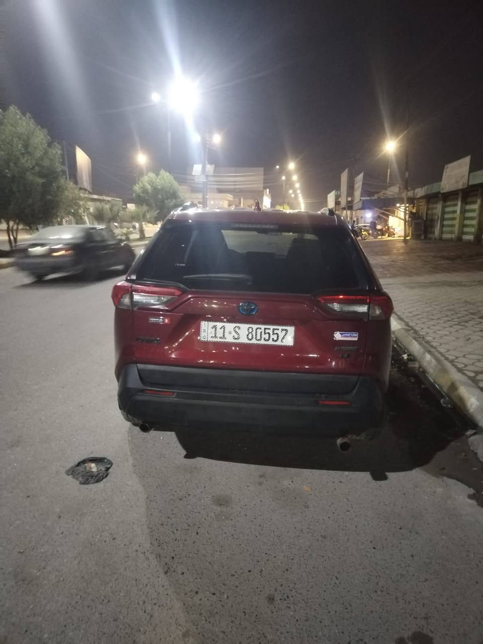 السلام عليكم ورحمة الله وبركاته 
راف فور هايبرد LE
2021
للبيع
 مراوس بكامري 
رقم بغداد الدولي بسمي 
ماشية 70حقيقي 
تحكمات ستيرن جهتين
هاندبريك كهرباي 
شاشه كبيره 
رادار تحديد مسار 
السياره  بيهةكاملغ خلفي واشويةبل باب
ومصبوغةخزام توحيدلون
عندي صورقبل الصبغ
مكان السياره صلاح الدين قضاء  بيجي 
رقم الهاتف ‏‪***********‬‏
