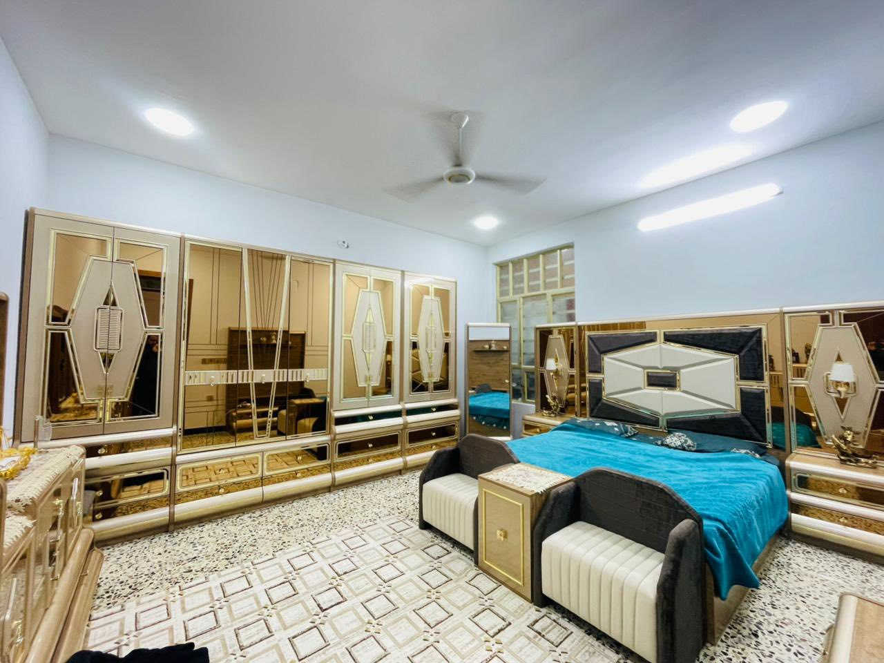 سلام عليكم غرفه نوم تركي جديد عدد القطع.١١ مكاني بغداد الرستميه. تواصل خاص ***********
