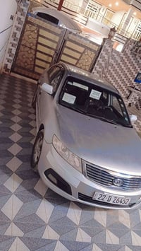 كيا اوبتيما • ٢٠٠٩ • الرمادي