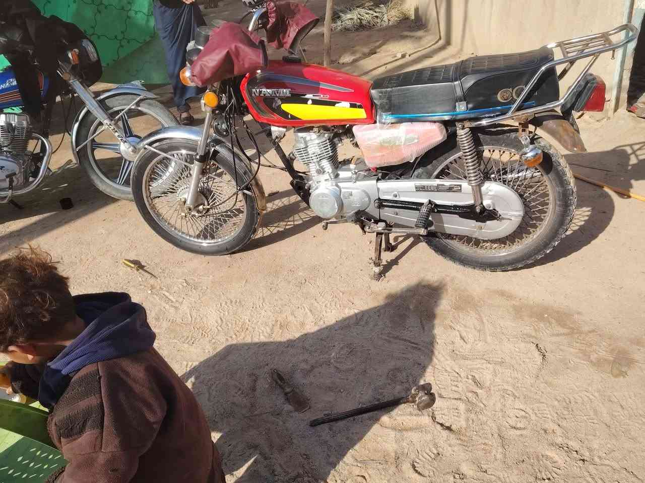 سلام عليكم دراجه كلك للبيع مكفوله من السرقه  موديل 23 محرك مامفتوح  نامه نامه مكاني نجف السعر 350. ***********
