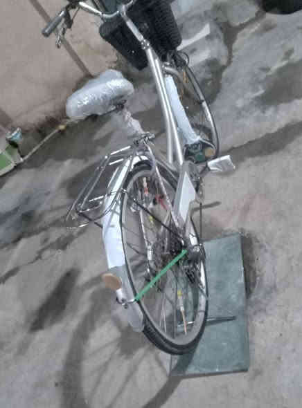 ياالله 
السلام عليكم بايسكل بايدر لون سلفر جديد بعده اي نقص ما بيه فقط كير نقص بايسكل بعد جديد حجم ٢٦ ياباني اصليه  حديده قوي بعده ابلادي  امرتب وبعد ارتب وانضف من صوره 
السعر : 95 ول مو شراي لا يعلق ولا يدك  ولا يشوفني شكله وتحياتي 
الرقم /***********
العنوان :الرمادي التأميم الدواجن
