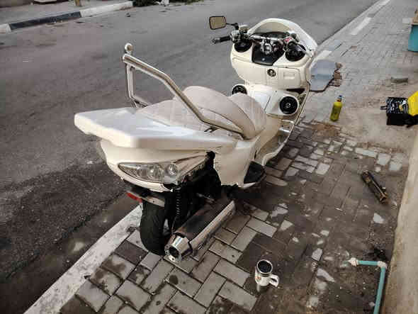 فورزه ٨٠ حاويه الدراجه نضيفه ٧كير اسعر ١٢ ورقه العنوان بصرة ***********
