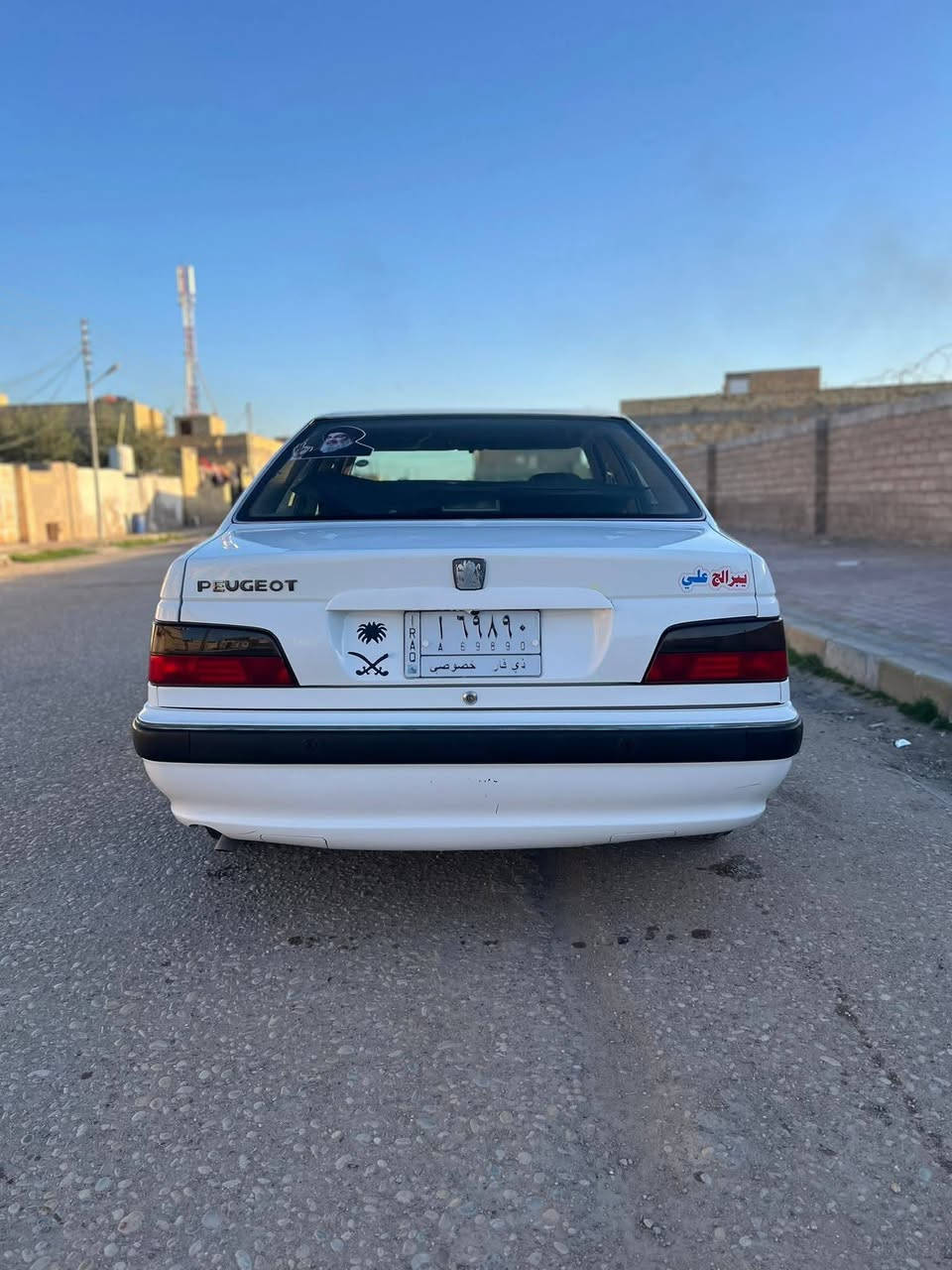 سلام عليكم بيجو بارس موديل 2022 كفاءه عامه عاده ضربه بالجامله الامامي مكينه كير كفاله حداديه جديده تخم تاير كهربائيات كلها شغاله تبريد شغال مكان السياره ميسان العماره السعر 58 وبيها مجال رقم الهاتف***********
