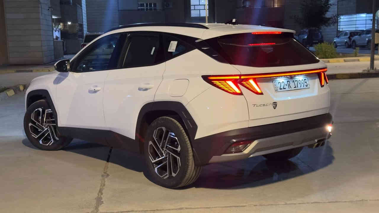 ✅توكسان 2026 خليجي للبيع
السلام عليكم … 
توسان 2026 خليجية للبيع
السيارة مكفولة كفالة عامة
 ✅ماشية فقط 5 الالف يعني بعدها زيرو بحالة الوكالة
محرك 2000
✅السيارة فول مواصفات عدا فتحة السقف
(بصمة - حساسات - تحكم - اوتو هولد - صندوق كهرباء - شاشة متصلة - كراسي كهرباء - كراسي تبريد - تبريد قطعتين - مري شفط - ترحيب والخ… من المواصفات )

✅علماً ان السيارة مغلفة  ppf  فقط البجم ( دعامية امامية - نصف جاملغات - نصف بنيد - نصف قمارة - تكم - المرايات الجانبية ) 

السيارة رقم اربيل بأسمي تحويل مباشر
مكان السيارة بغداد 
للاستفسار اكثر : دايركت او الاتصال على 
*********** - 0770 255 9304
